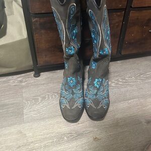 Cowboy boots
